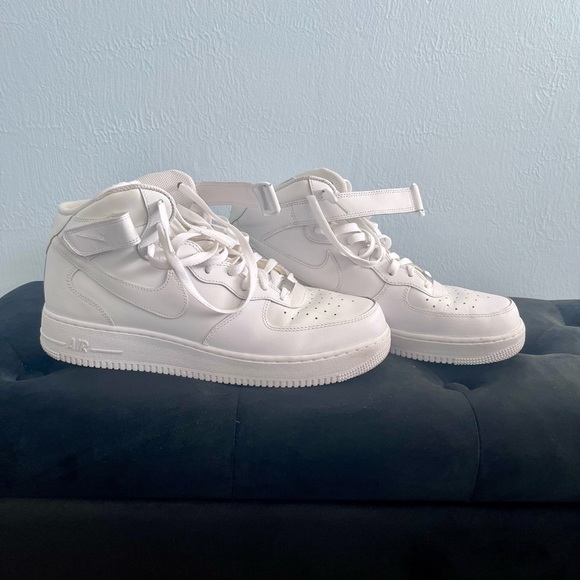 Air Force One High Tops - Picture 10 of 10
